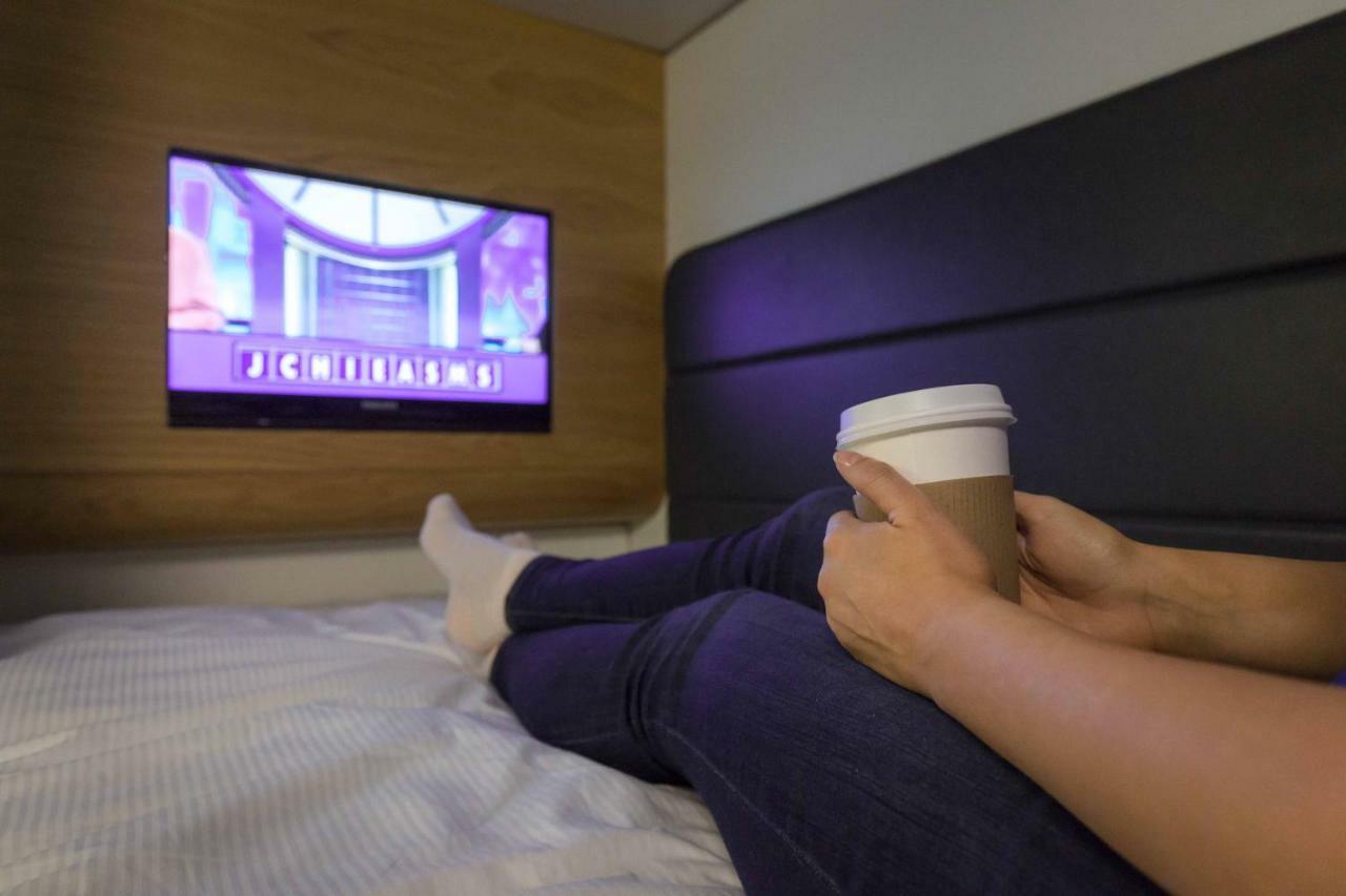 Yotelair London Heathrow Airport Hillingdon Exterior foto